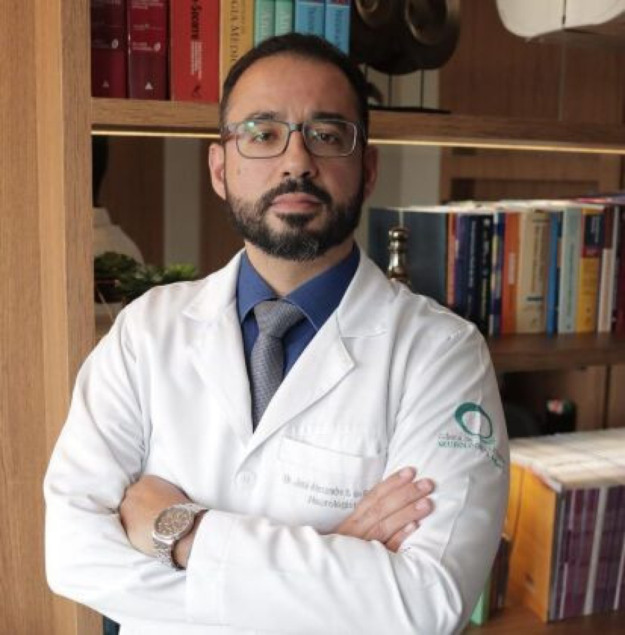 Fevereiro Roxo: Conscientização sobre o Alzheimer