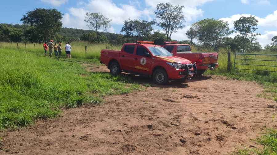 Corpo de piloto que caiu com monomotor em Rondonópolis é retirado de helicóptero pela FAB