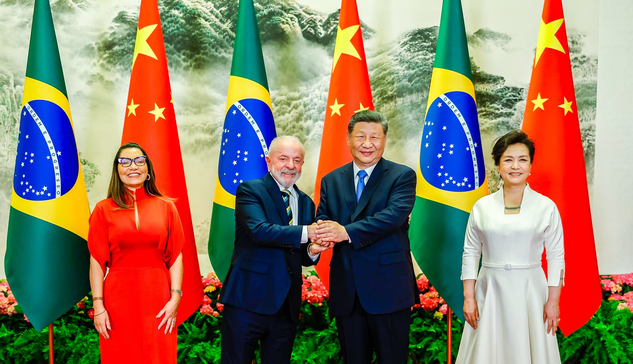 O Brasil é dependente da China? E quais os riscos disso?